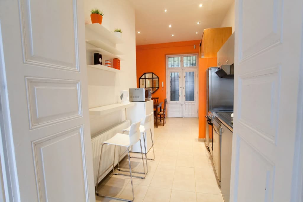 Oktogon Apartment - photo 11