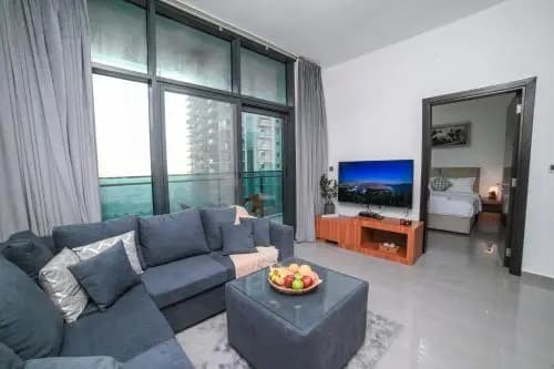 Luton Vacation Homes - Damac Maison Studio, Canal View - photo 3