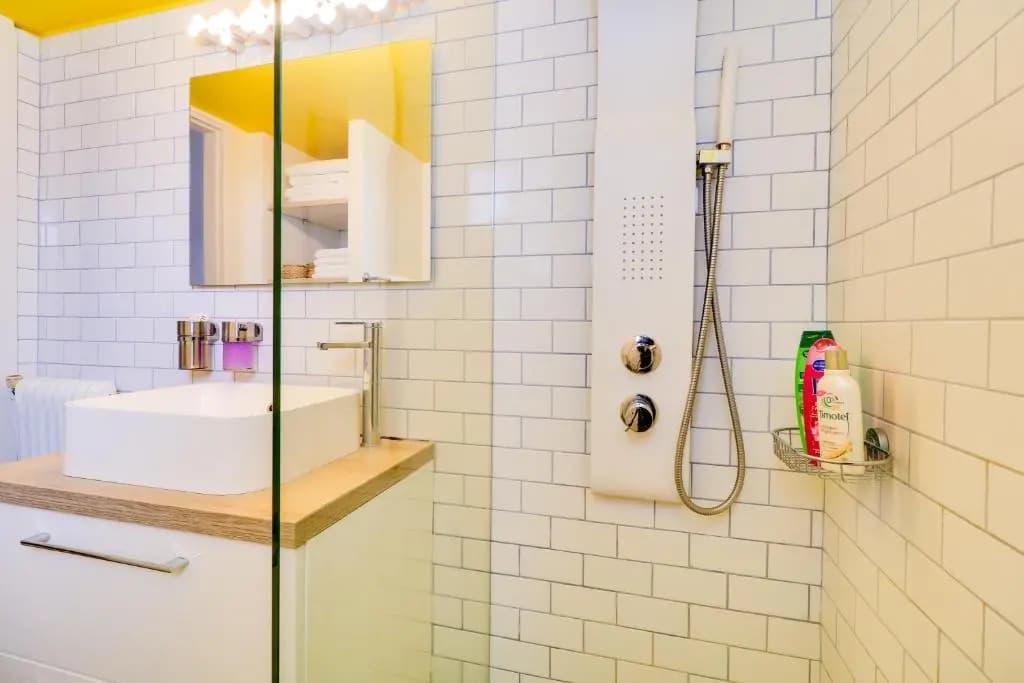 Spacious Central Flat☆3min to Metro☆AC|Netflix|PC - photo 7