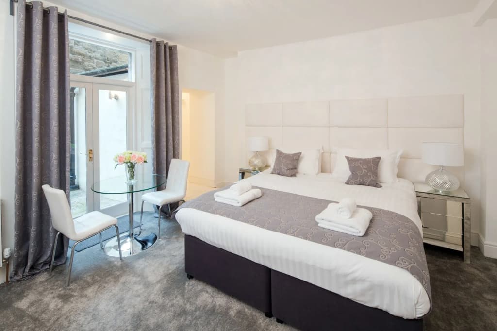 Hanover 71 Suites - photo 3