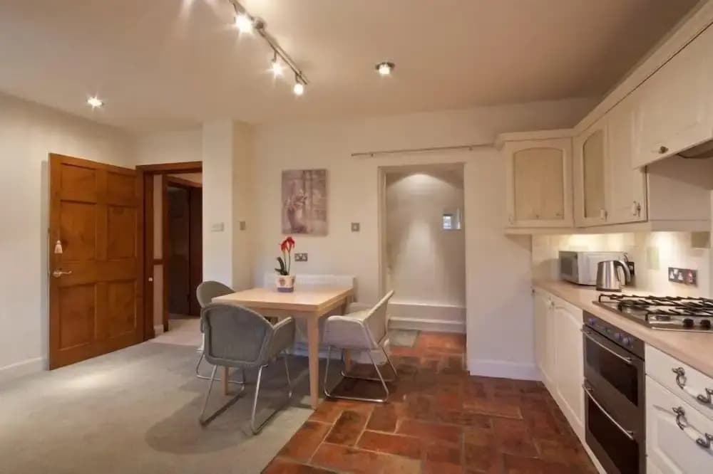 Abercromby Place Apartment - photo 9