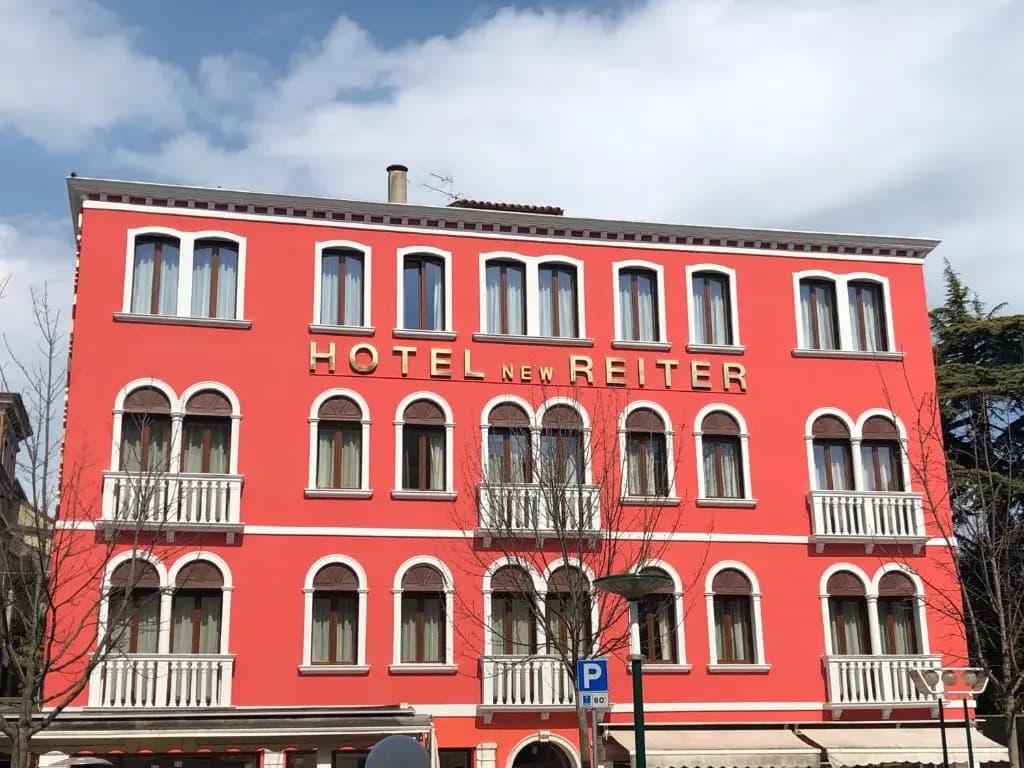 New Reiter Hotel - main photo