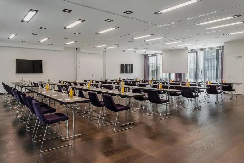Hotel Zoo Berlin - photo 15