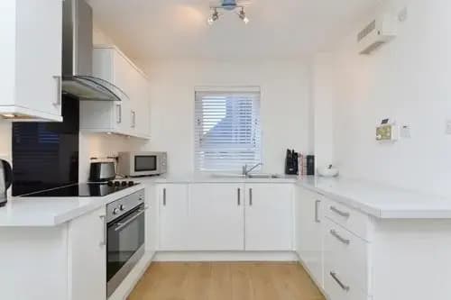 Edinburgh Seaside Apartment - photo 9