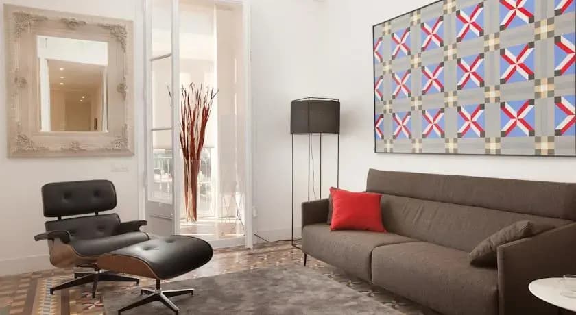Modernist Deco - main photo