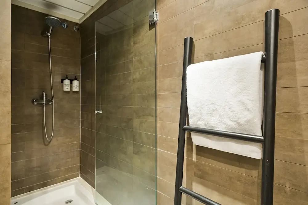 Uma Suites Barceloneta Beach - photo 9