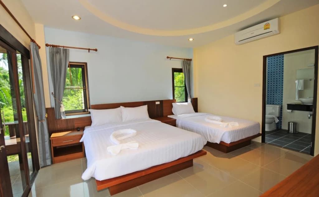 Phatcharee Resort - main photo
