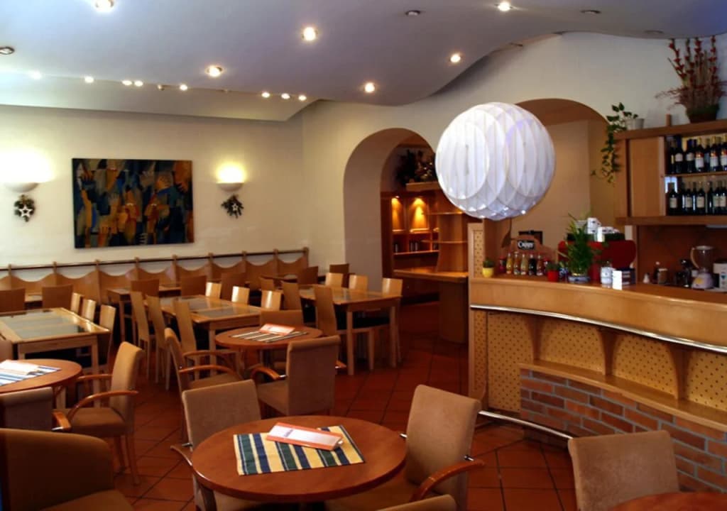 EA Hotel Tosca - photo 18
