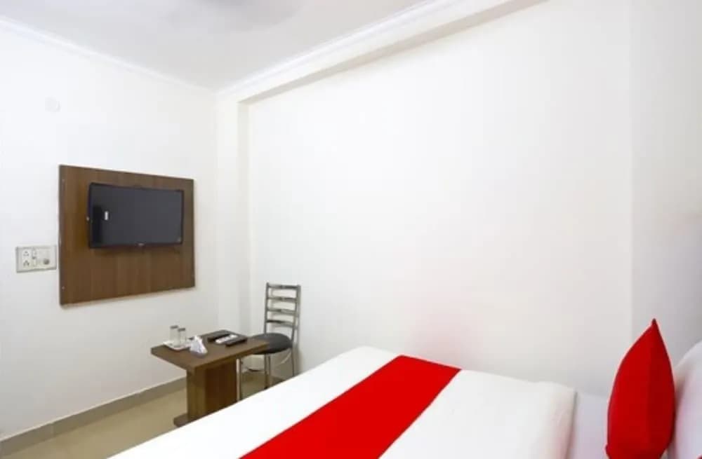 Hotel Blue Star Inn - photo 4