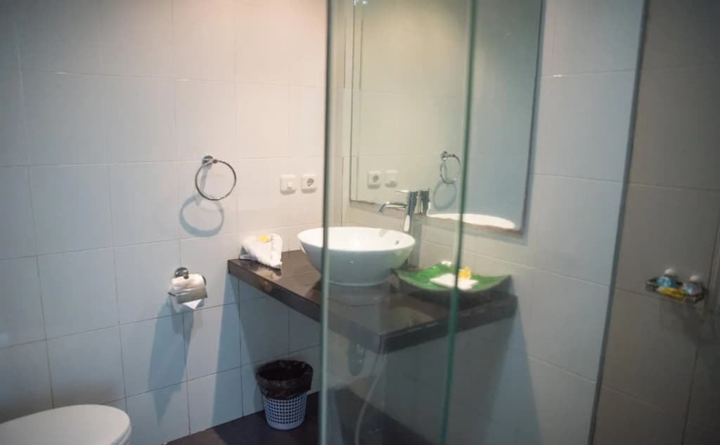 Puri Garden Hotel and Hostel - photo 6