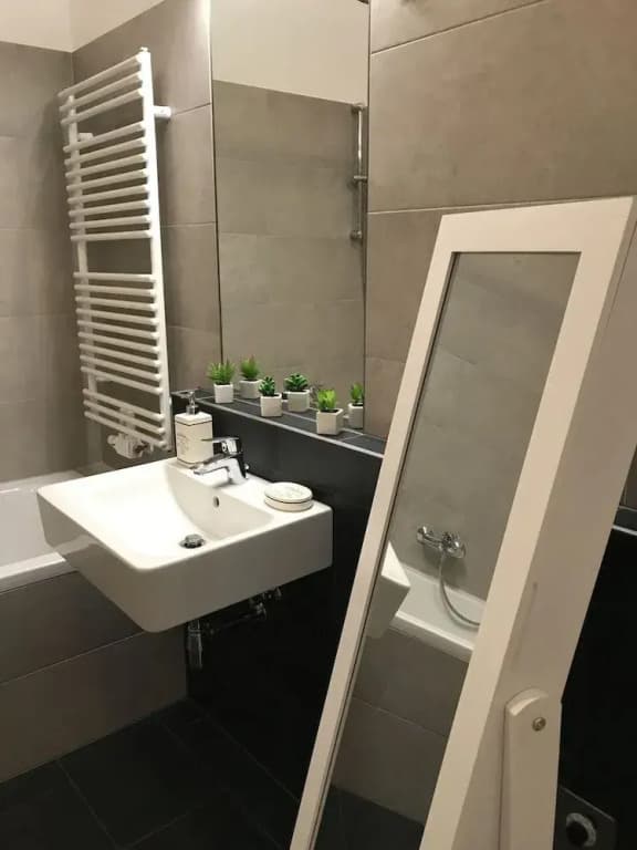 United Homes Apartments Vienna - photo 8