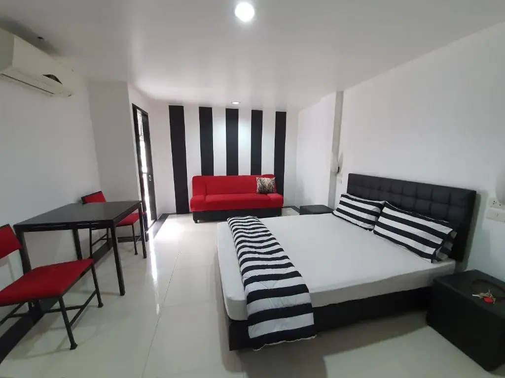 @Room Apartment - photo 2