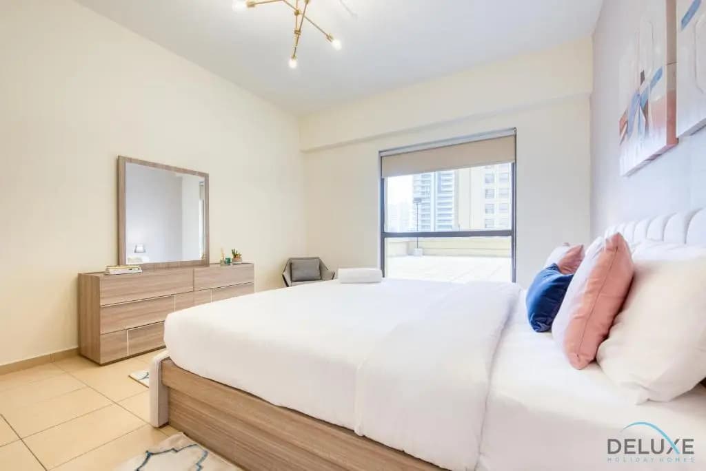 Immaculate 2 BR at Sadaf 6 JBR by Deluxe Holiday Homes - photo 4