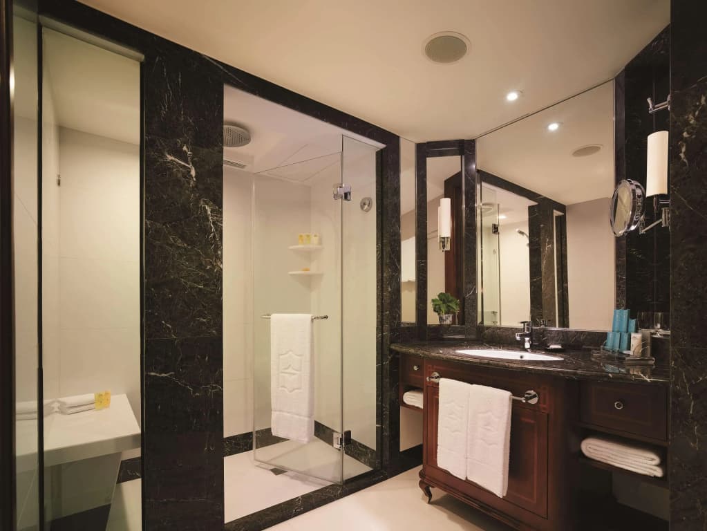 Kowloon Shangri-La, Hong Kong - photo 11