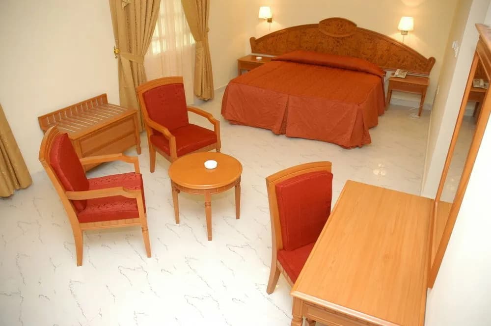 Manam 2 Hotel Apartments - photo 5