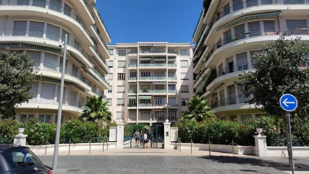 Le Metropole Victor Hugo - main photo