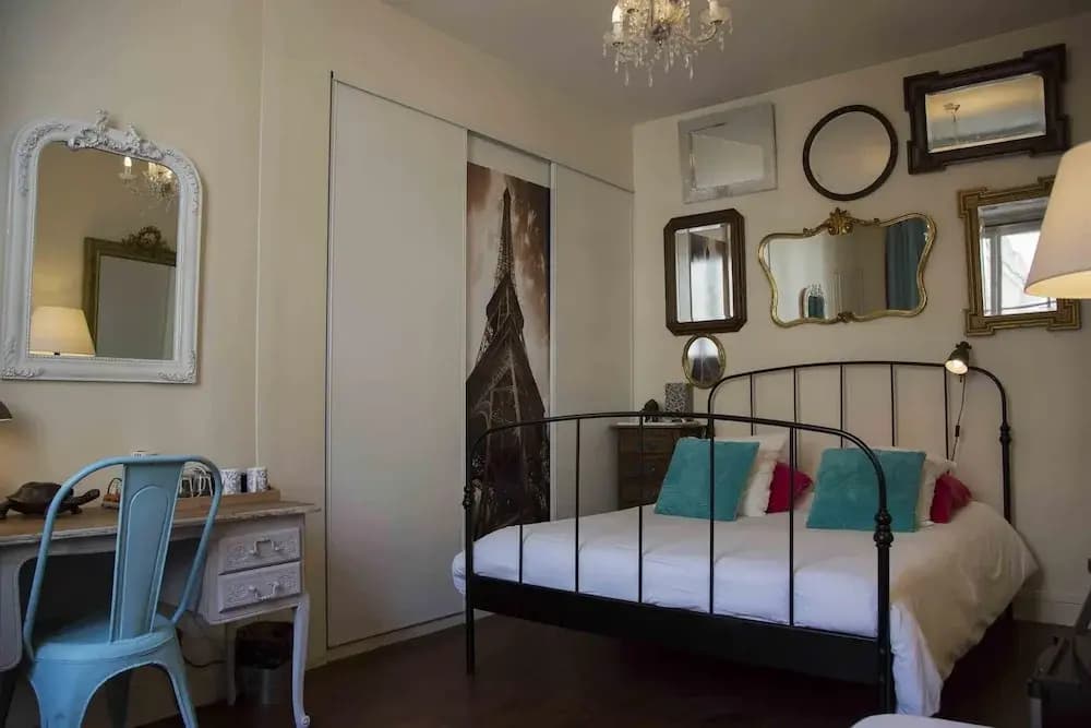 A Room In Paris - photo 3