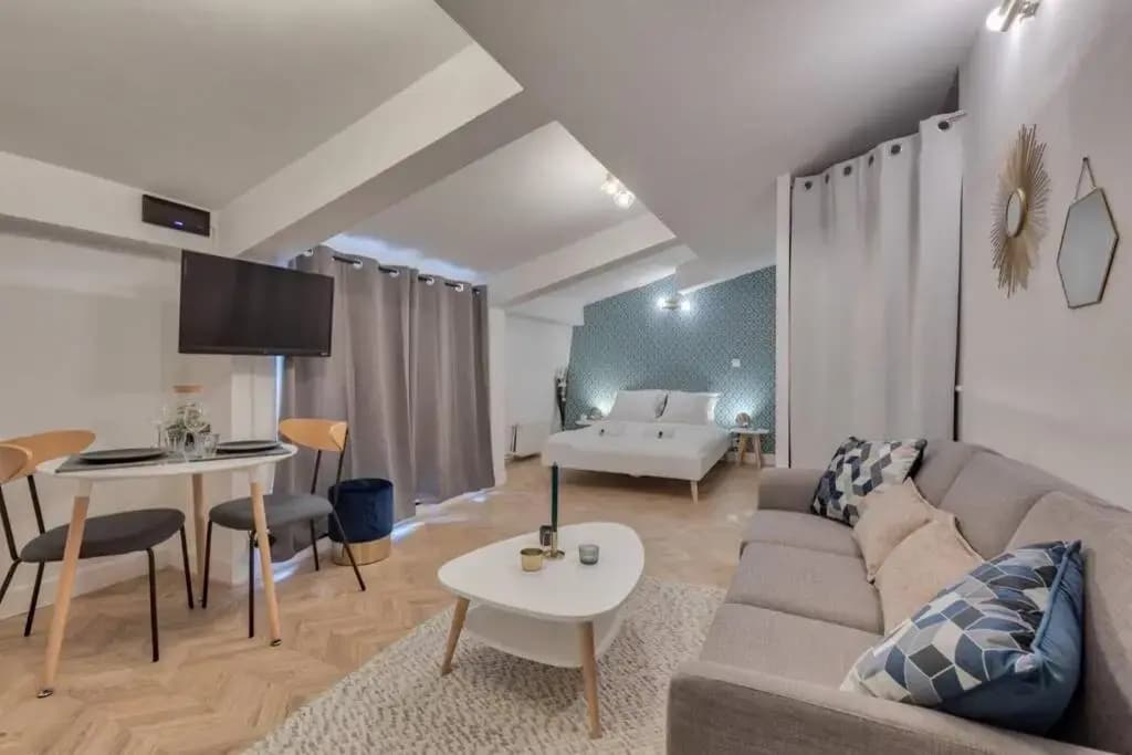 Appartement Douillet proche Arc Triomphe - 2P - photo 8