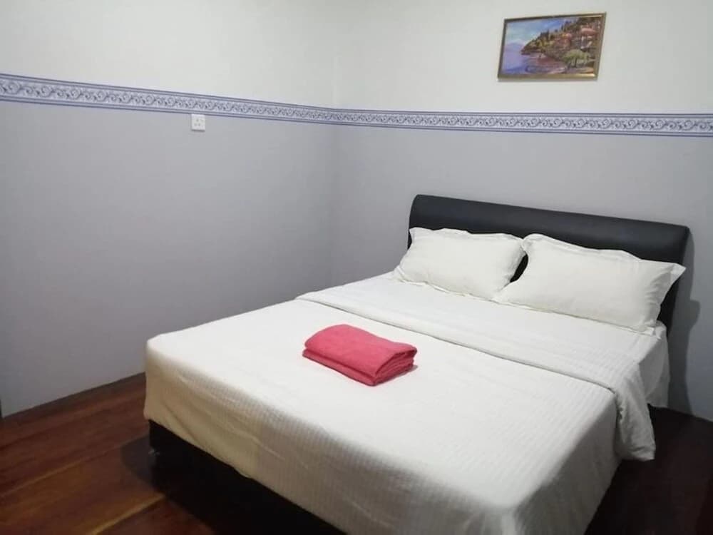 Standard Double Room With Ac in Kuching - photo 4