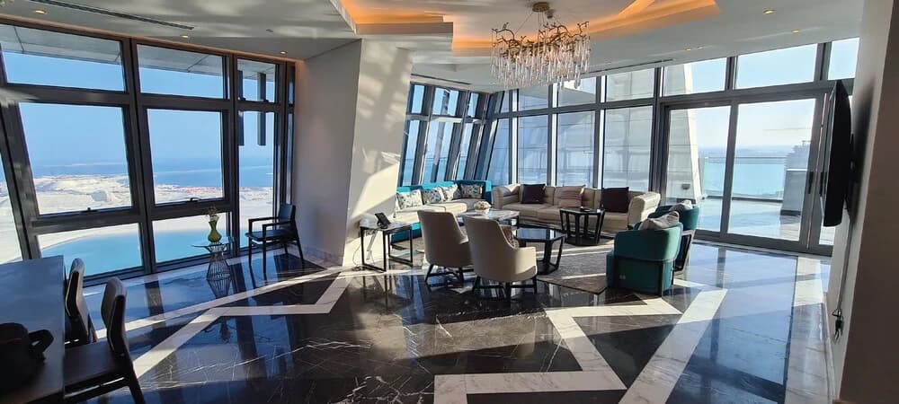 Waterfront Hotel and Apartment - photo 7