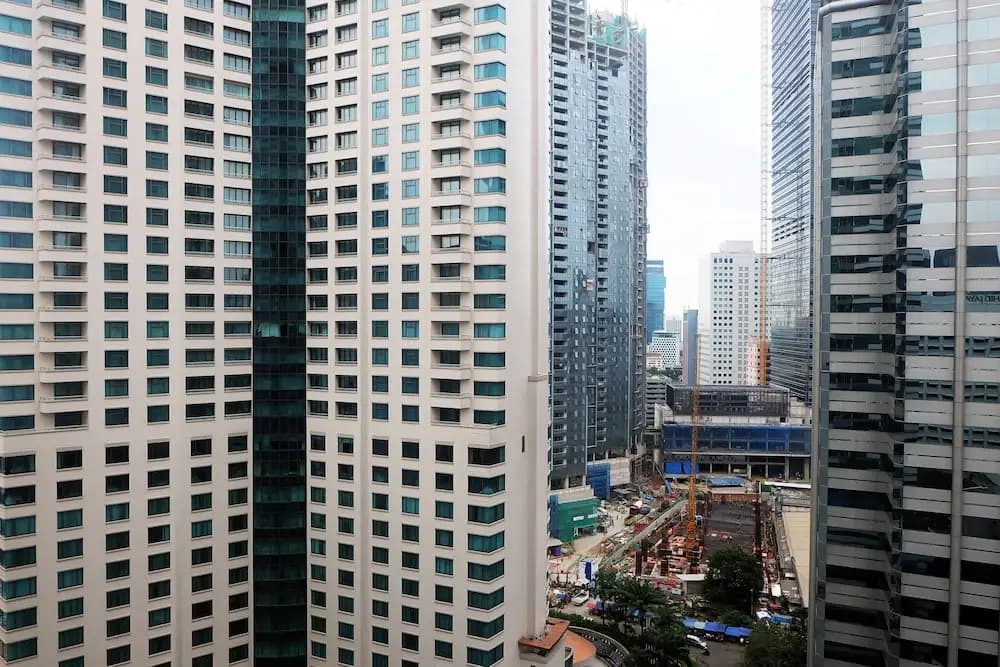 2 BR Central Location Sahid Sudirman Residence By Travelio - photo 9