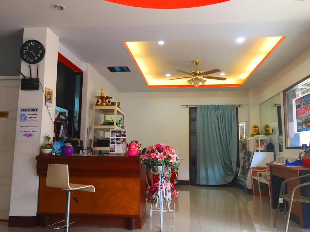Benetti Lodge Guesthouse Patong - photo 19