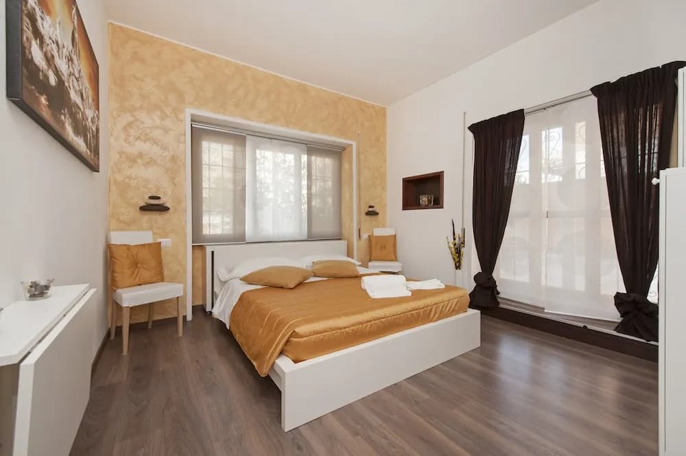 De Guestibus - main photo