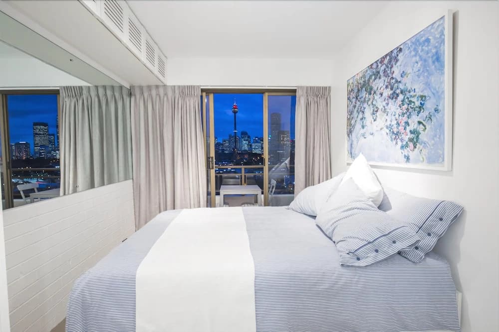 1 BR Park Breathtaking Sydney Skyline - main photo