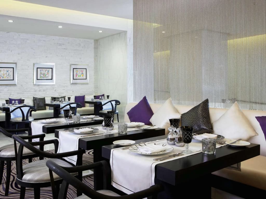 Sofitel Abu Dhabi Corniche Hotel - photo 16