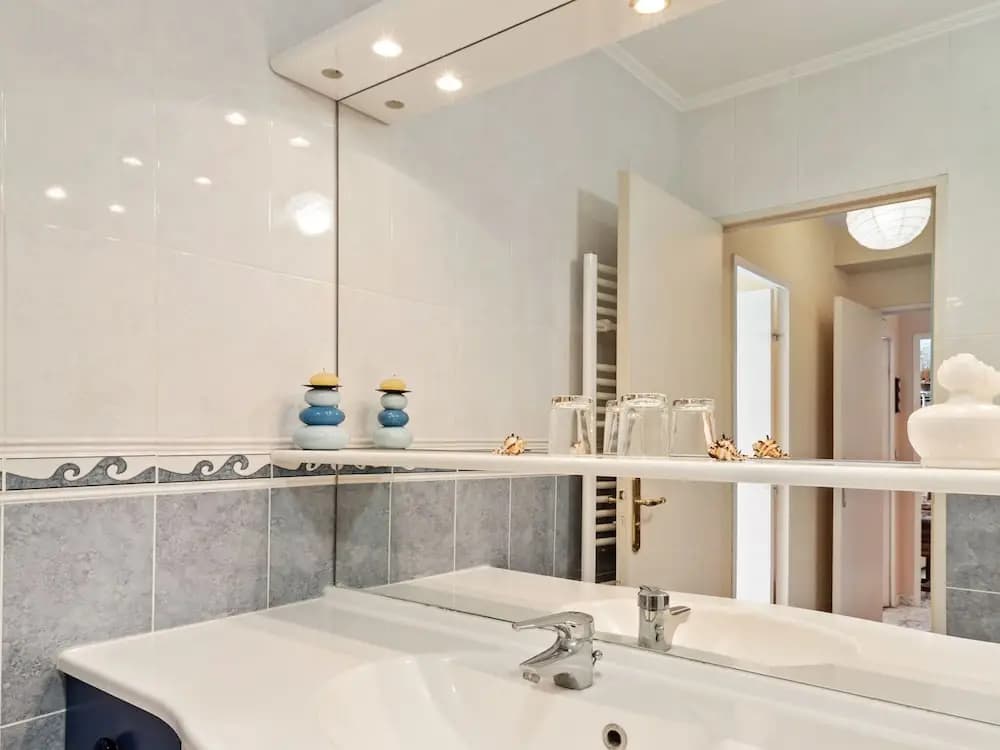 Aesthetic Apartment in Nice With Swimming Pool - photo 9