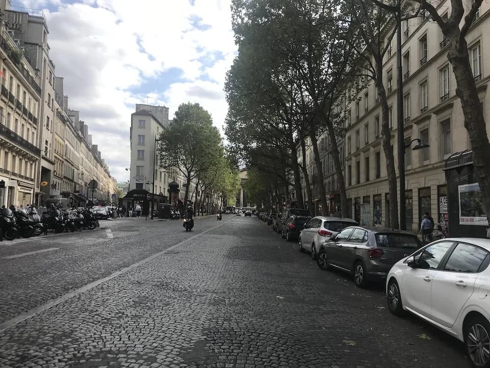 Apartment with One Bedroom in Paris, with Wifi - photo 12