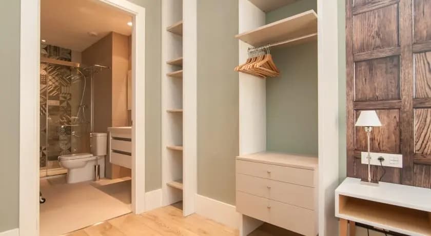 SF Apartments - photo 4
