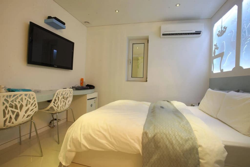 Hotel Jade - photo 2