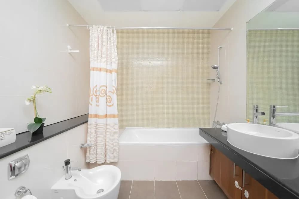 HiGuests - Marina Heights - photo 8