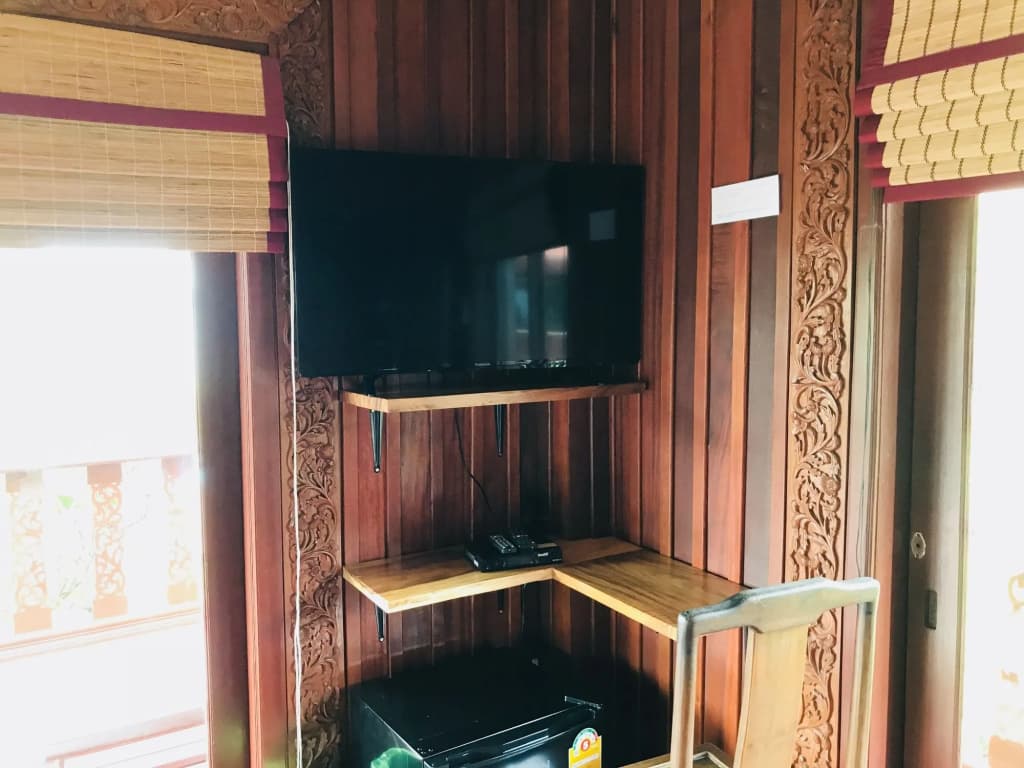 Erawan Villa Hotel - photo 16