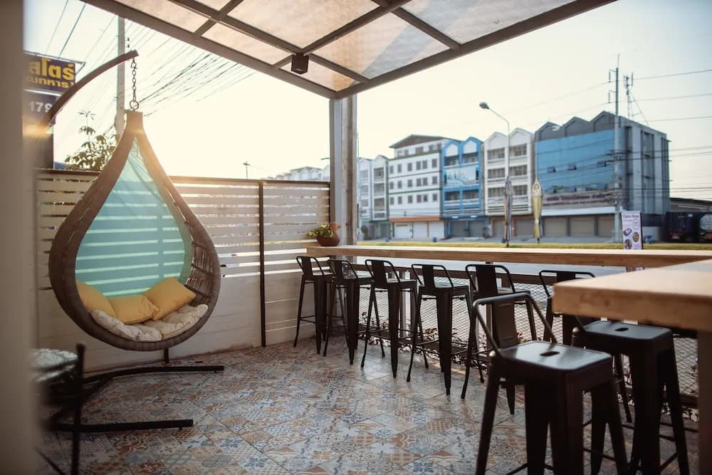 Sleep To Fly Hotel & Hostel - photo 16