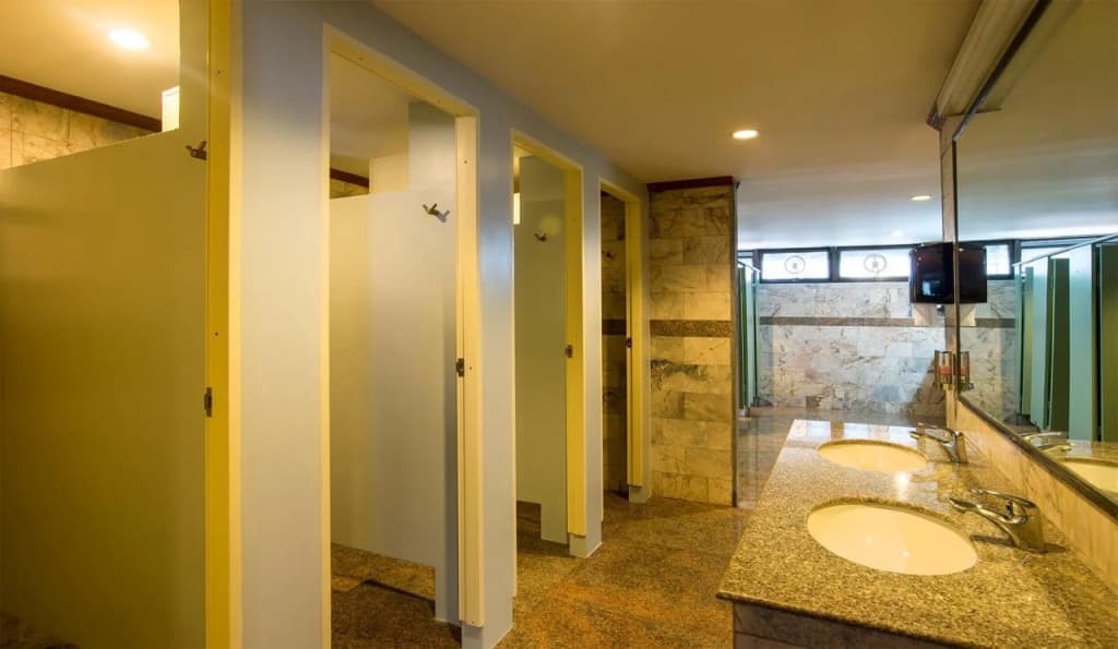 Amity Poshtel - Hostel - photo 9