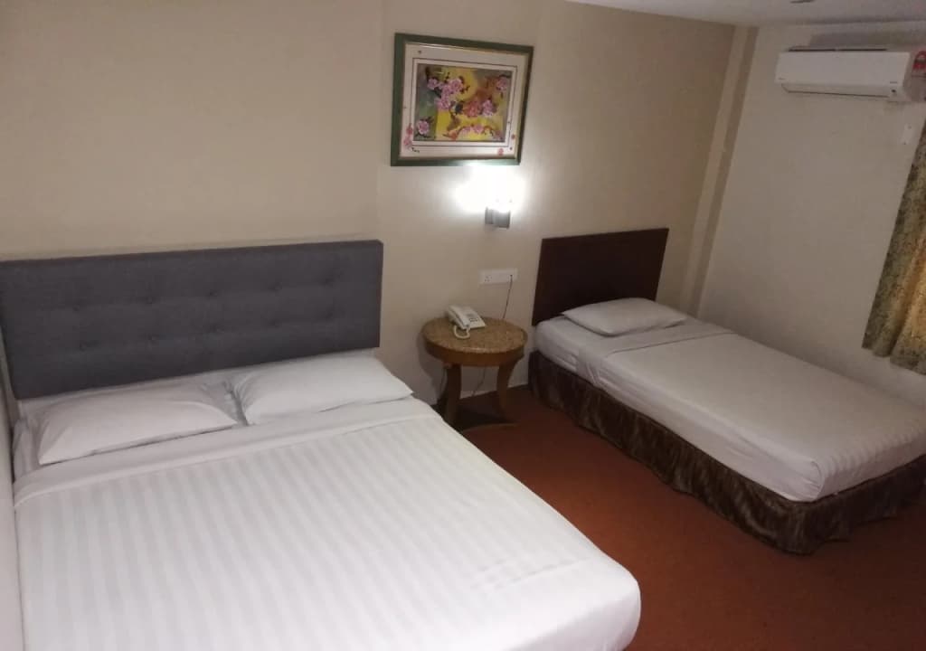 Floral Hotel - photo 8