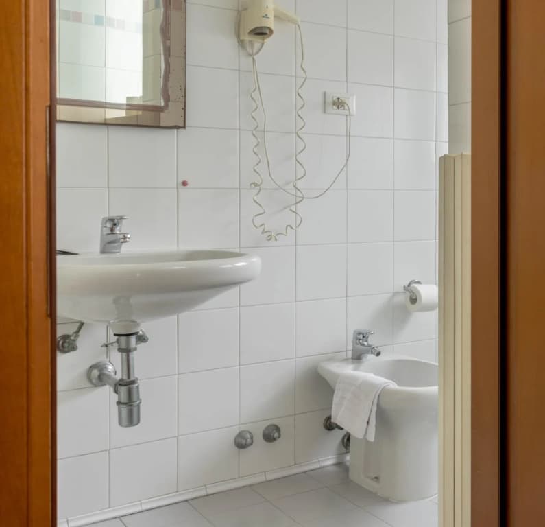 Monica Hotel - photo 14