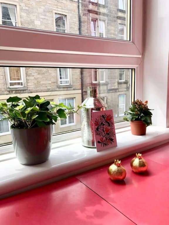 2 Bedroom Flat Near Leith - main photo