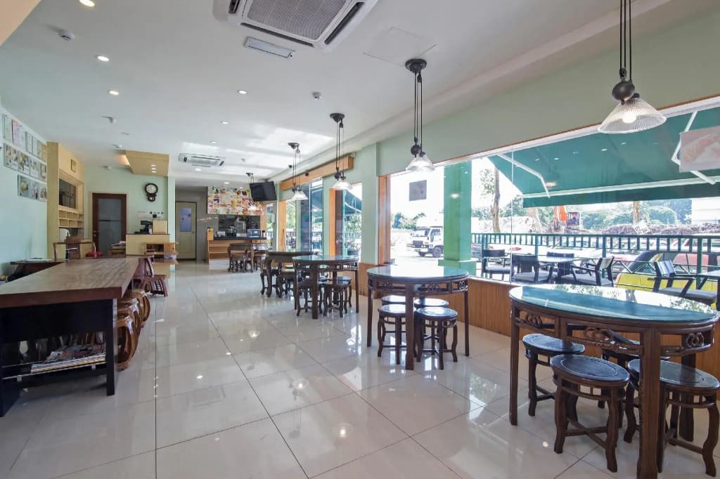 OYO 324 Johnshun Hotel - photo 11