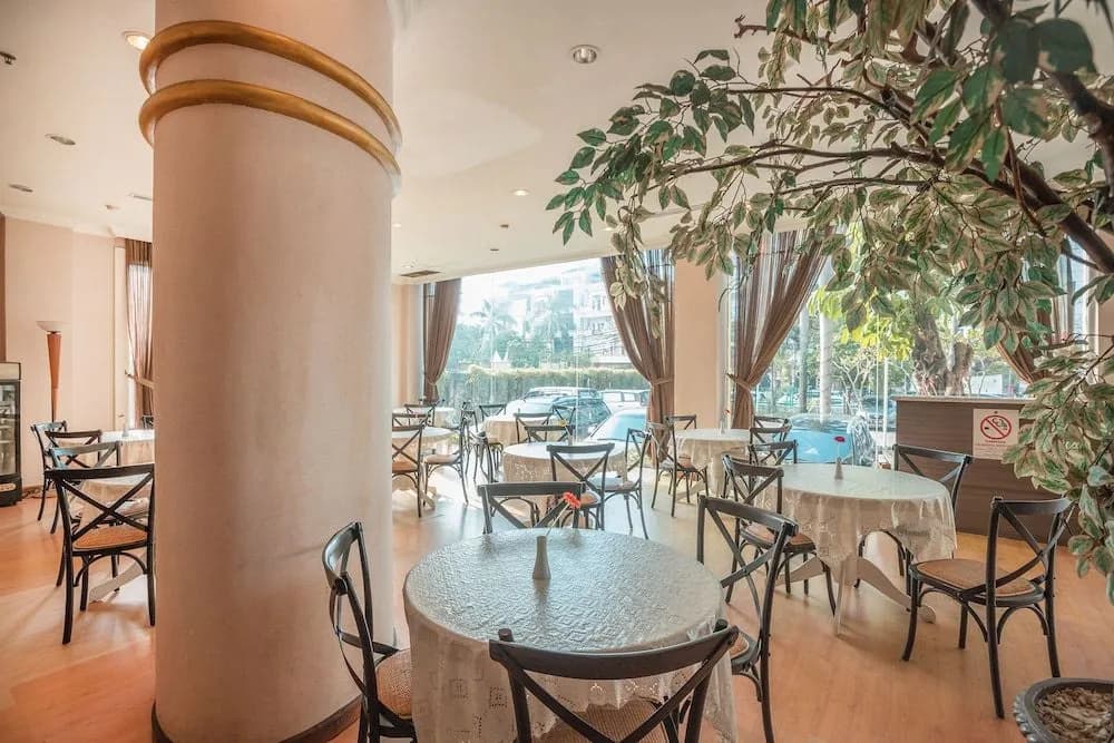 OYO 784 Hotel Bulevar - photo 17