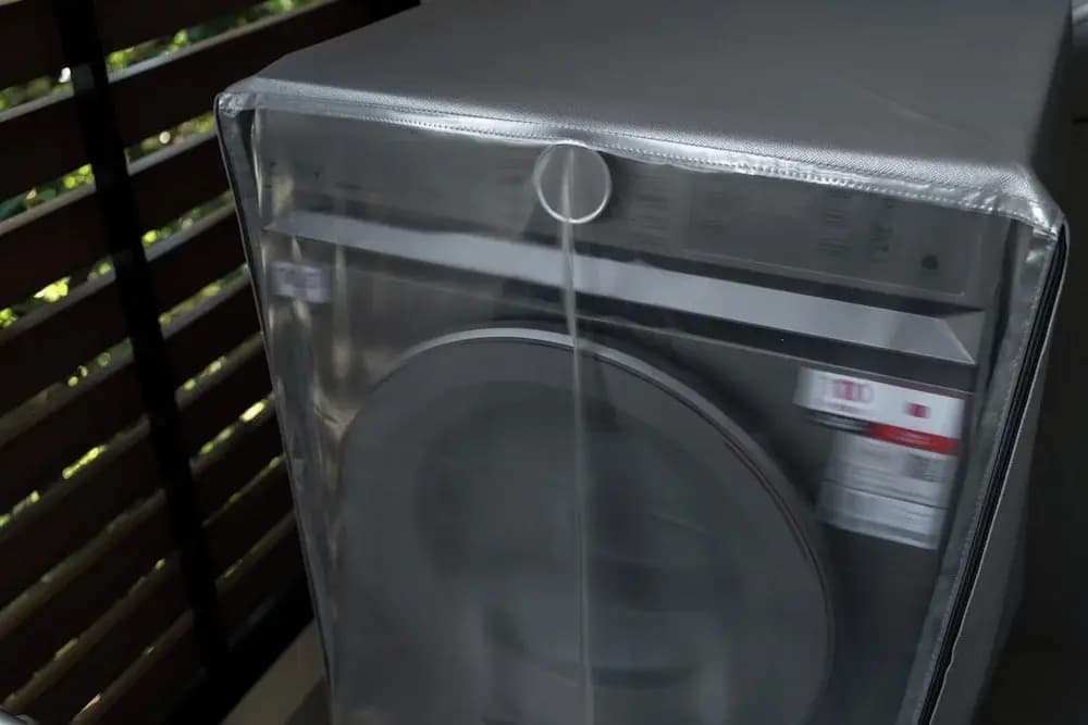Title V X413 - photo 4