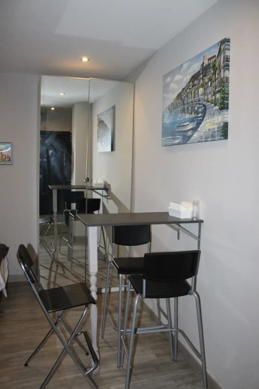 Bcn Condal Hostal - photo 11