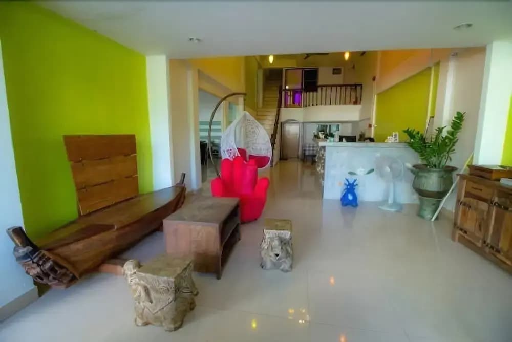 HK Residence - main photo