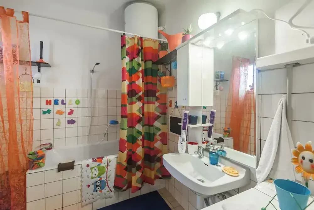 Velvet Revolution Apartment - photo 8