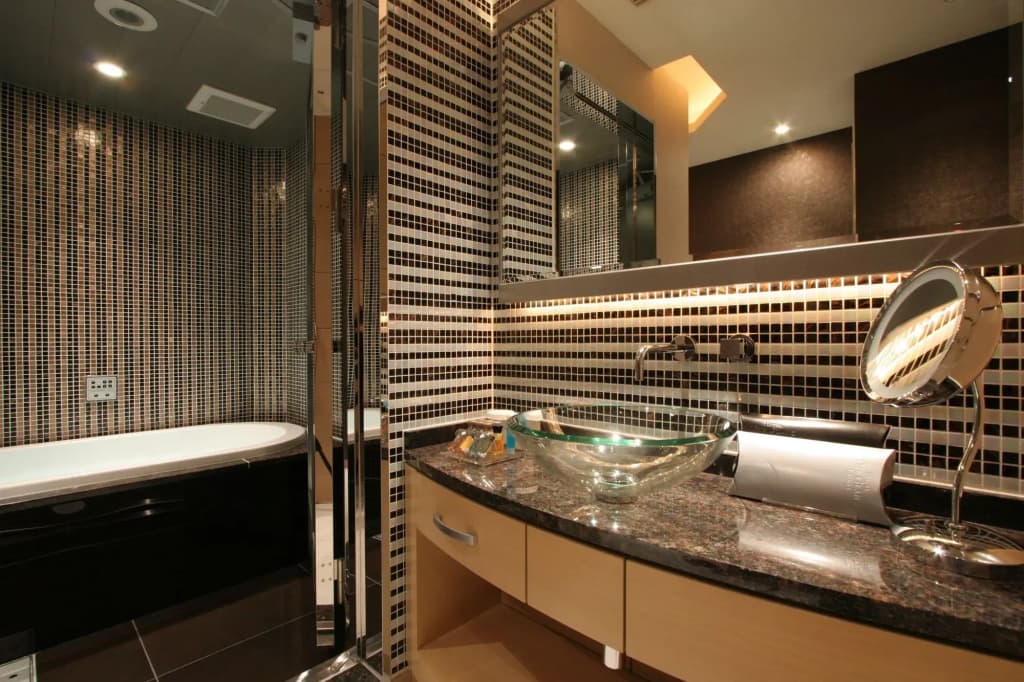 Hotel The Glanz - photo 16