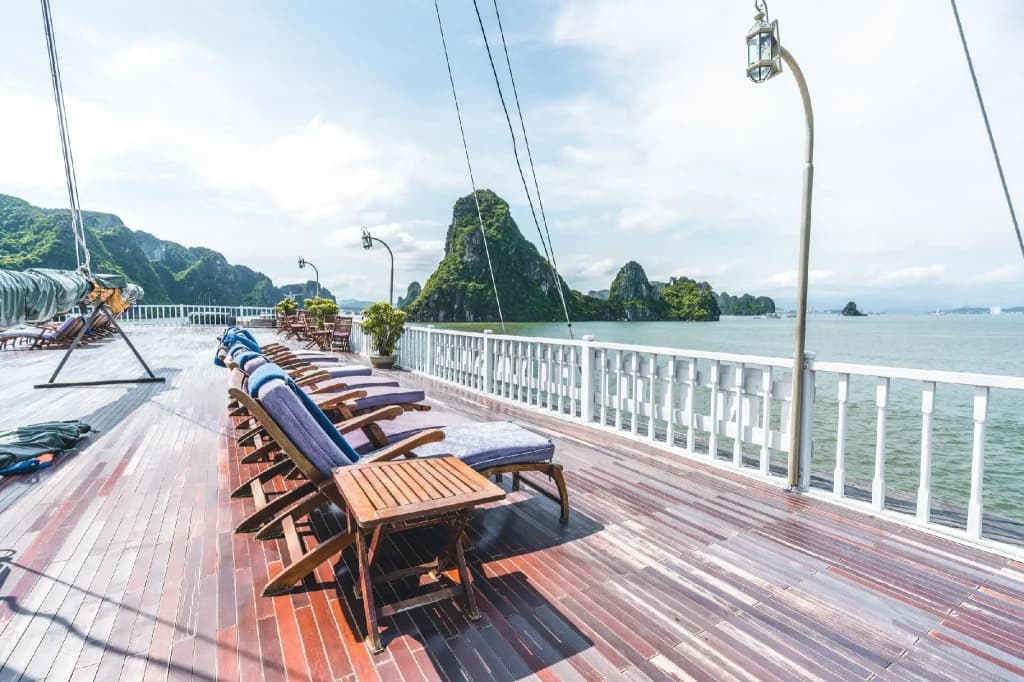 Indochina Sails Ha Long Bay - photo 6
