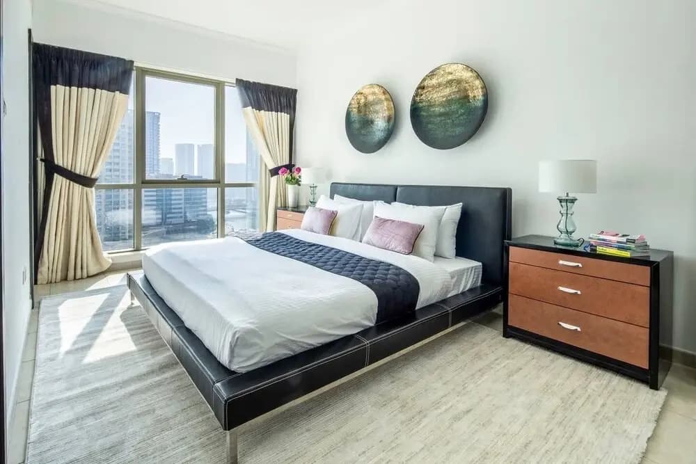 Striking 1BR in Dubai Marina - Minutes From Beach - photo 3