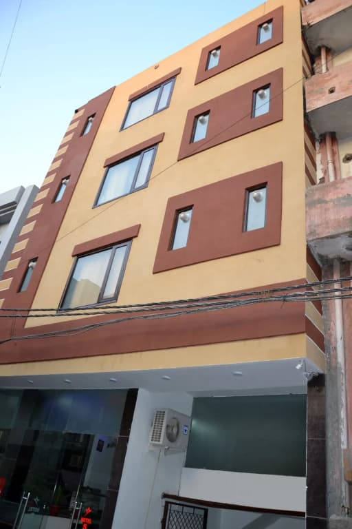 Airport Hotel Star Inn - photo 10